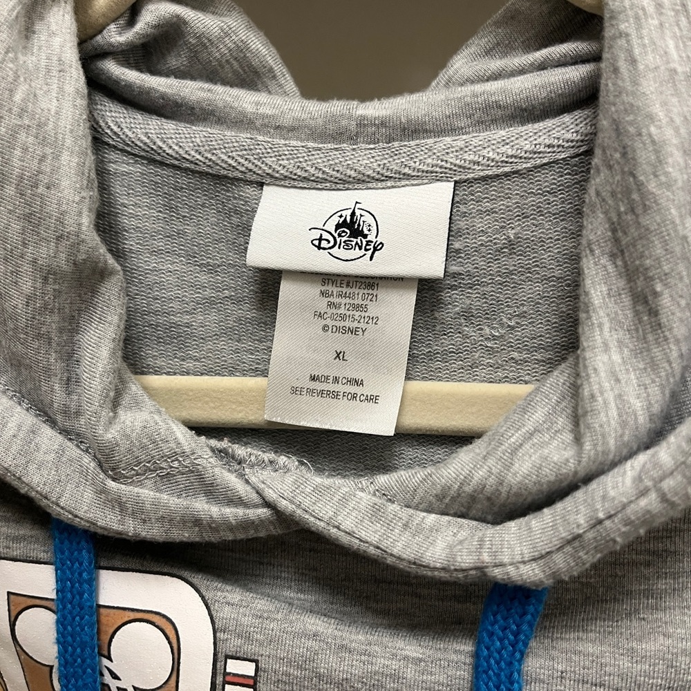 WDW pullover 👑✨ - Picture 3 of 5